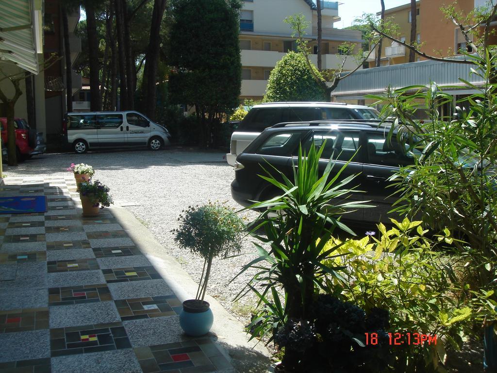 Hotel Da Giovanna Lignano Sabbiadoro Extérieur photo